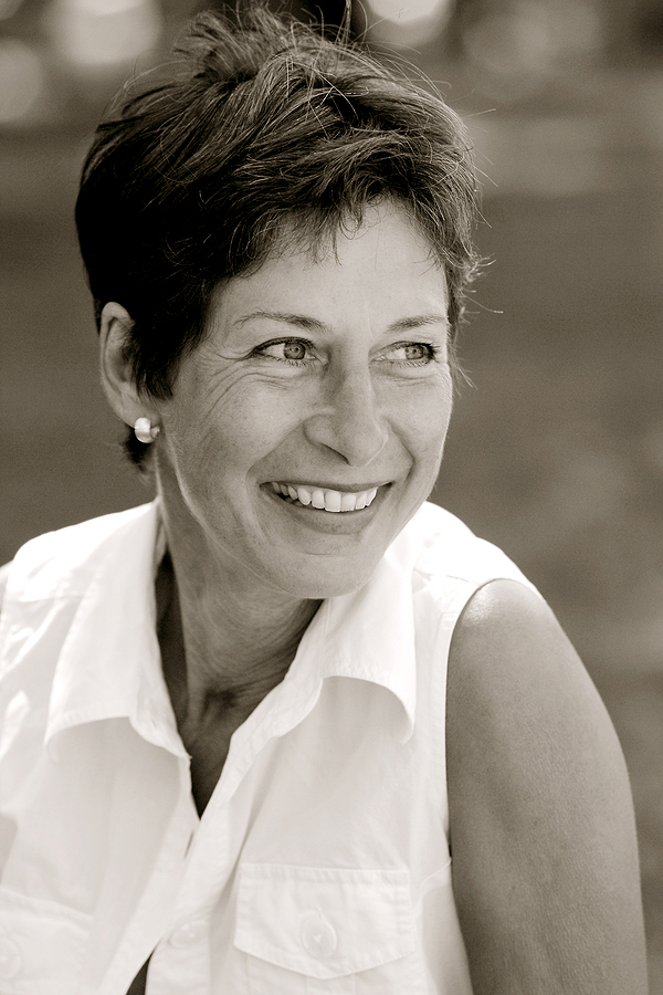 A Comprehensive Guide to Dental Implants: Restoring Smiles and Oral Health for All Ages